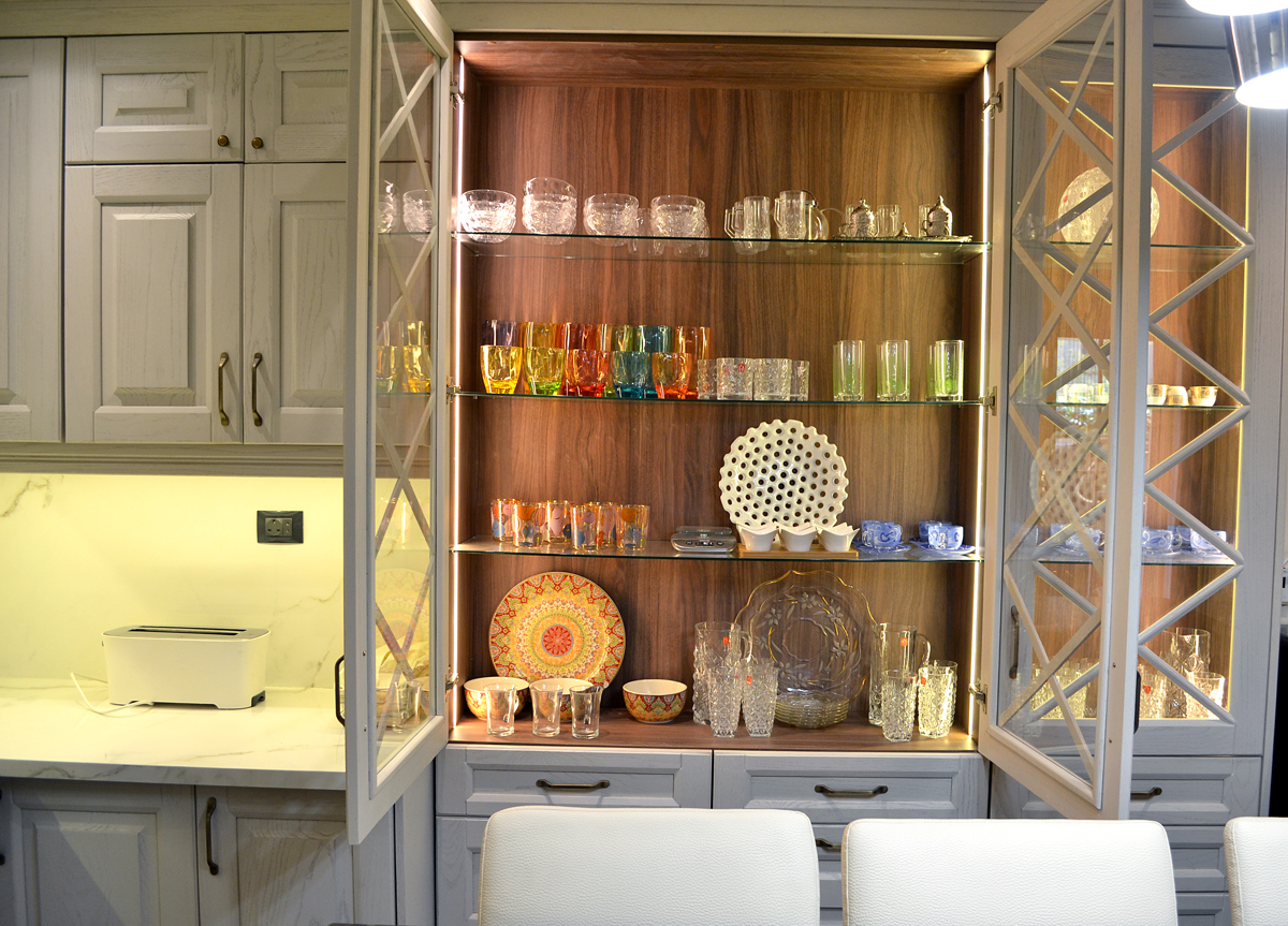 glass display cabinet oak kitchen
