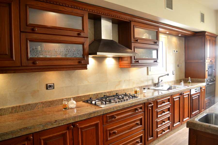 Oak classic brown kitchen cabinets