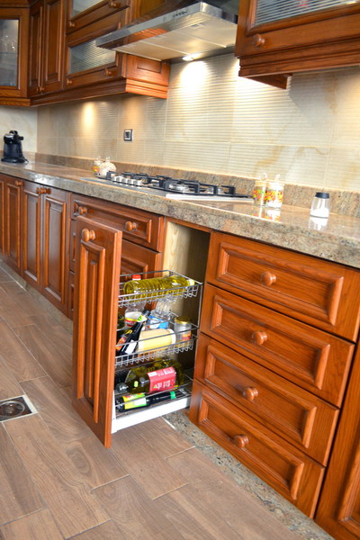 Oak classic brown kitchen