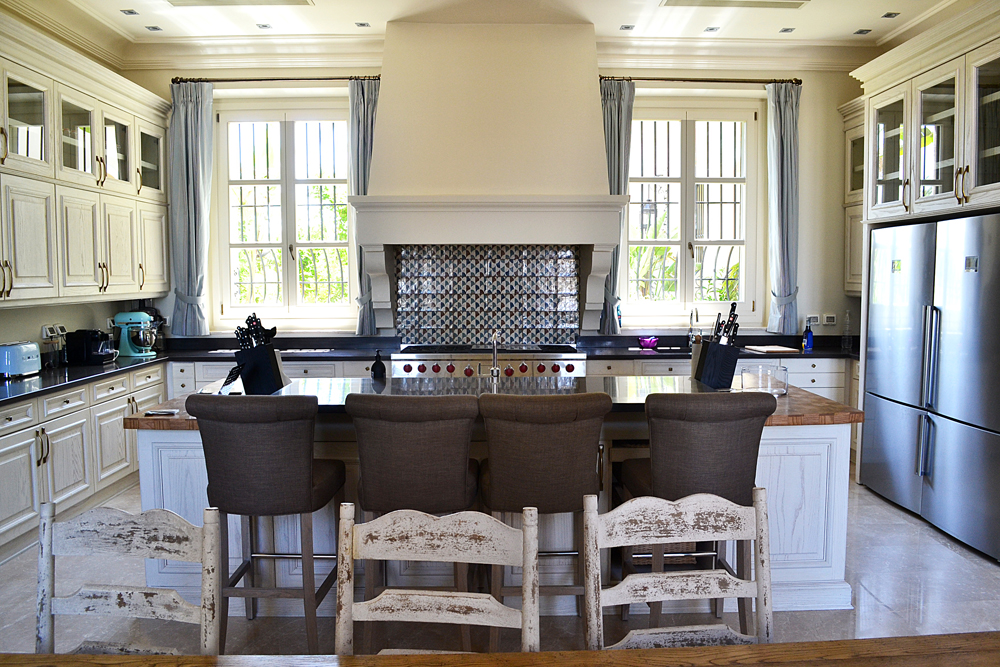 Classic oak white american kitchen designs