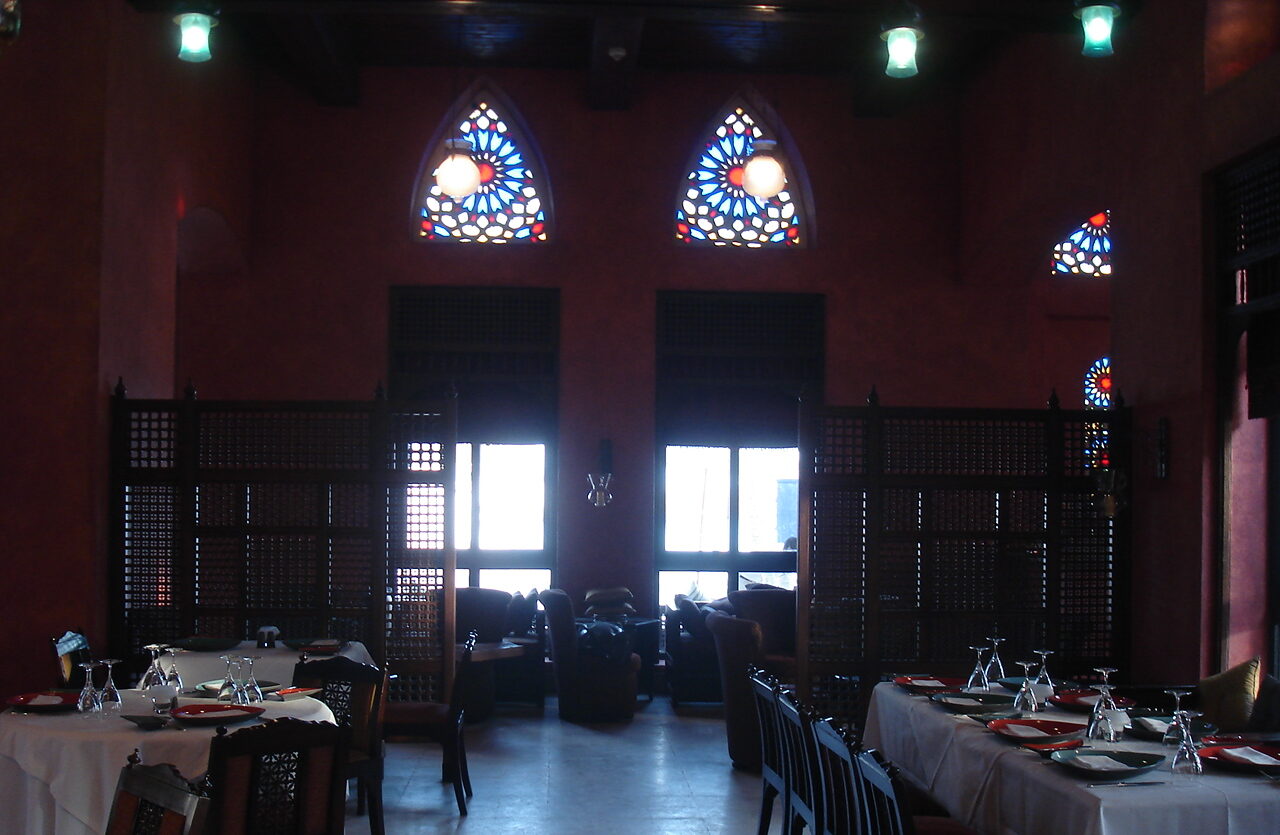 Casbah restaurant port Ghalib hotel wooden partition islamic style wooden cladding stained glass