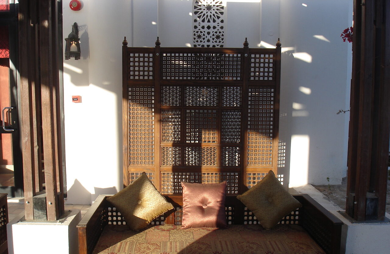 Casbah restaurant wooden islamic partition