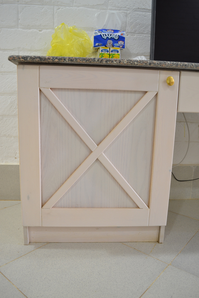 Canal Sugar Staff accommodation room white closetroom cupboard