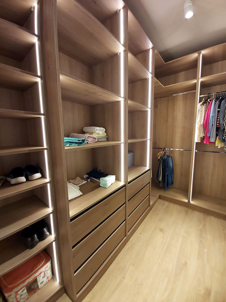 Walk-in Closets and Dressing Rooms Ideas - La Stanza